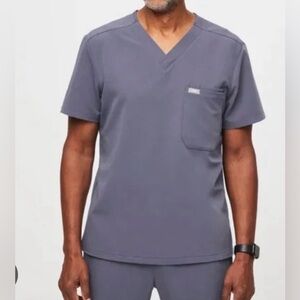 FIGS Leon Three Pocket Scrub Top Space Navy Size XL